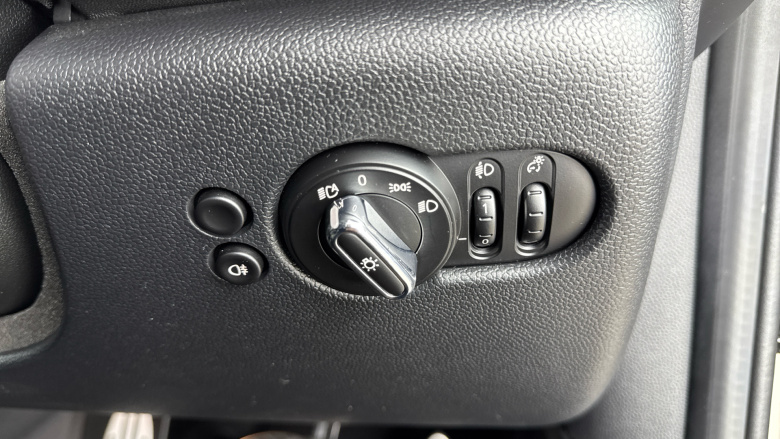 MINI Hatchback 2.0 Cooper S Sport 3dr Auto Petrol Hatchback